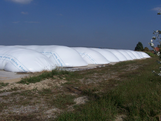 Silage Bags Silo Bag Sand Bag Gravel Bag PE Grain Bags - China PE Bag Silo, Silo  Bags Control | Made-in-China.com